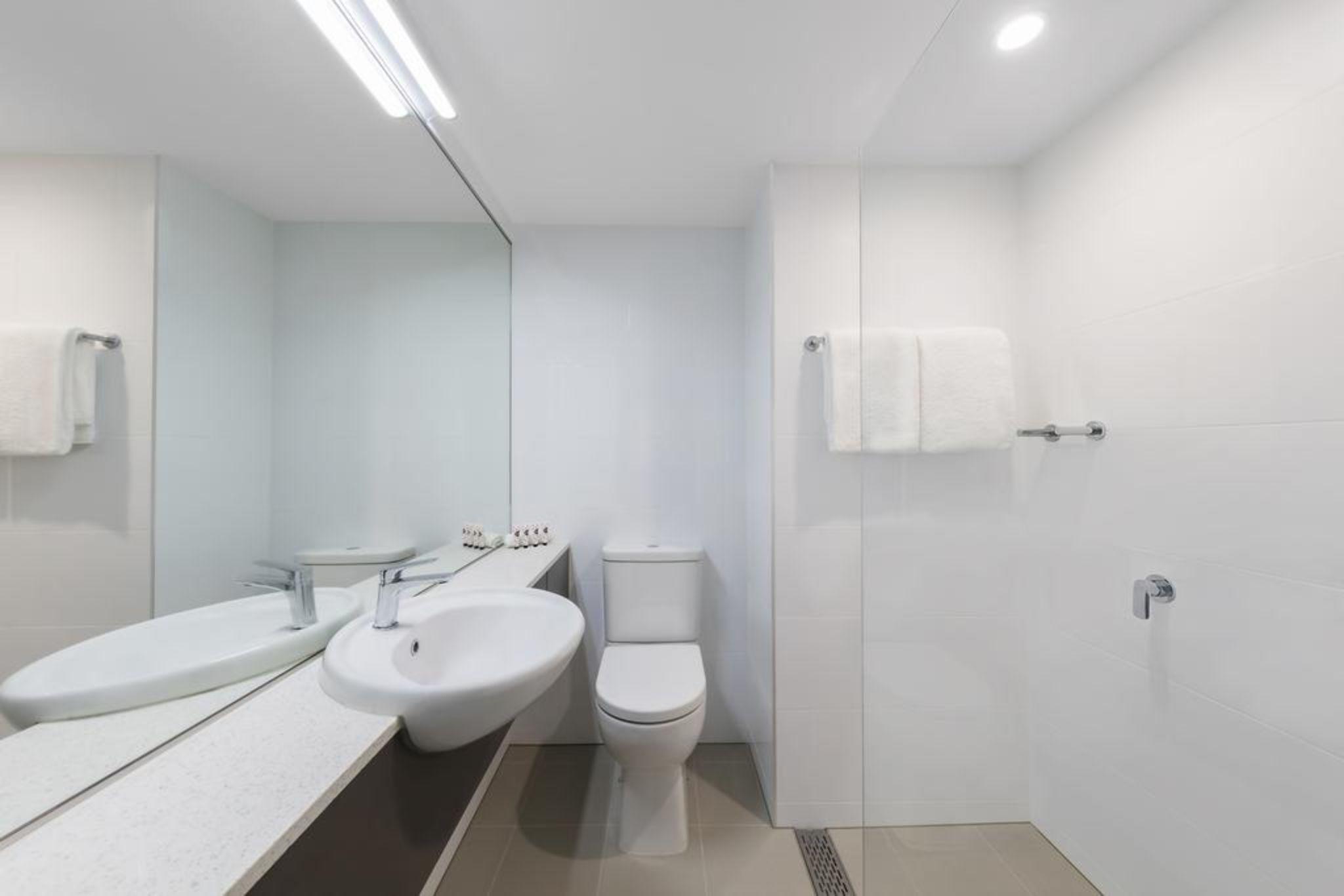 Travelodge Hotel Sydney Airport Εξωτερικό φωτογραφία Bathroom